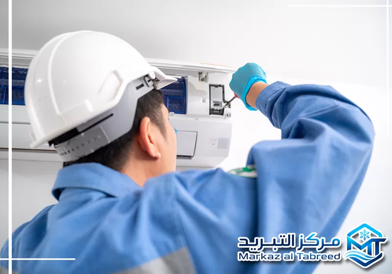 لإعادة تركيب المكيف في الشارقة اتصل بمركز التبريد 0528414797 إعادة تركيب مكيف بعد النقل مع ضبط التثبيت بدقة